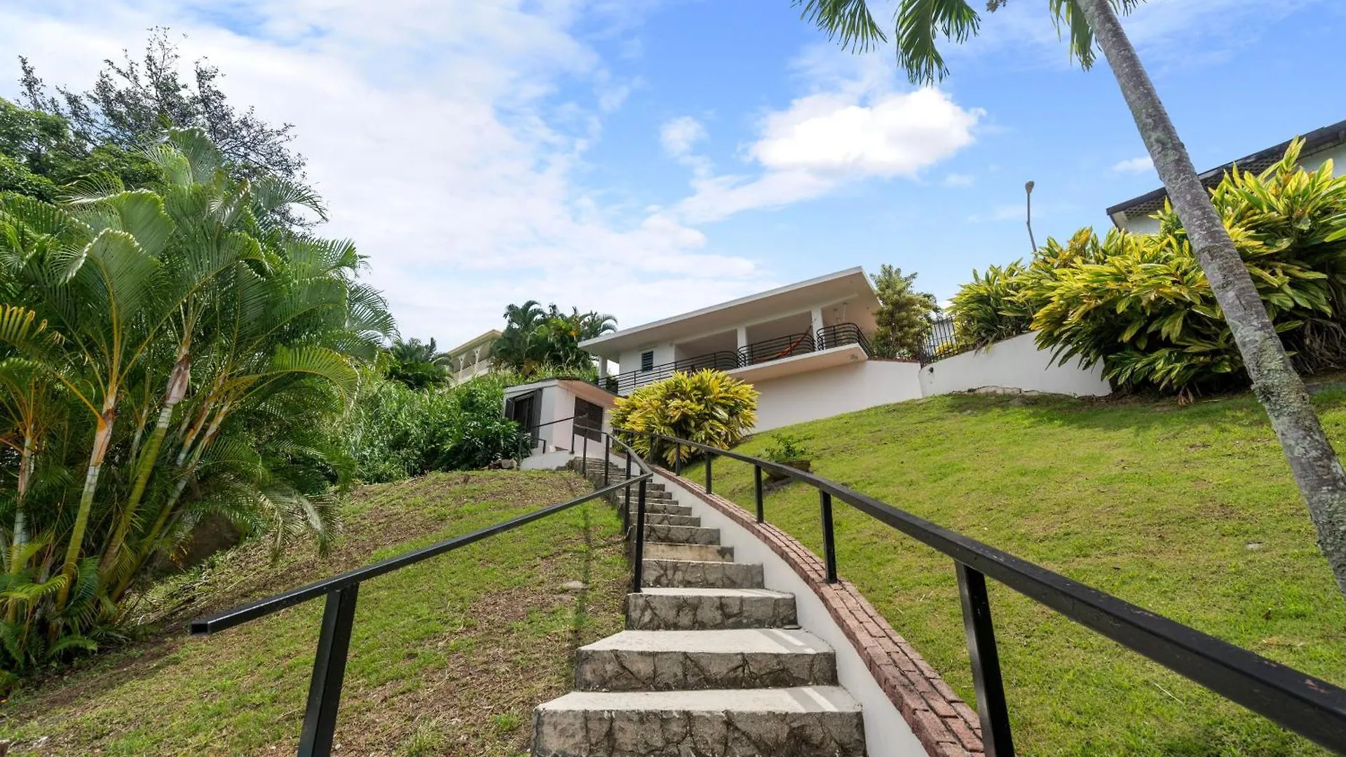 Nice Pool & Bbq W Mountain Views By Otium Carolina Porto Rico